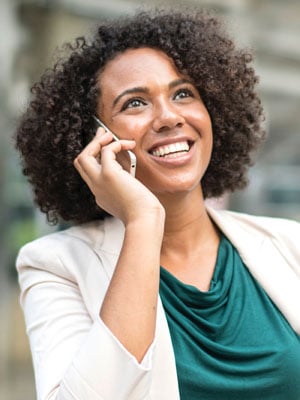 יעל בת 68, בוגרת מרוצה של קורס בינה בחיים